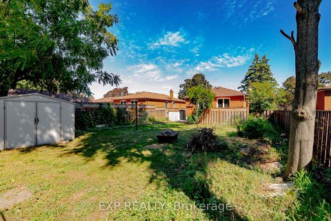 Photo 46 at 30 Ronway Crescent, Woburn, Toronto