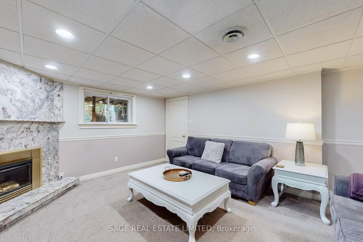 Photo 32 at 91 Twyn Rivers Drive, Rougemount, Pickering