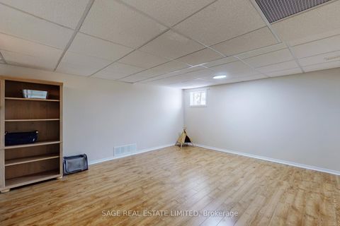 Photo 38 at 91 Twyn Rivers Drive, Rougemount, Pickering