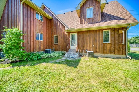 Photo 13 at 925 Harmony Road N, Pinecrest, Oshawa