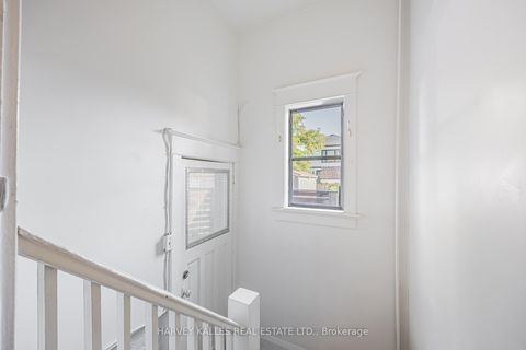 Photo 5 at 121 Blantyre Avenue, Cliffside, Toronto