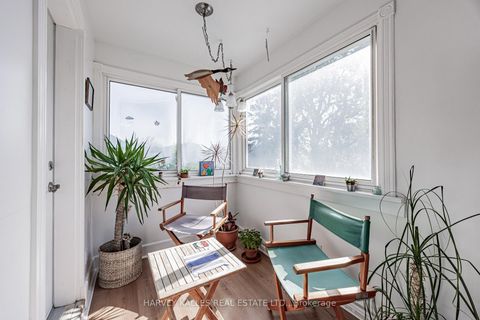 Photo 15 at 121 Blantyre Avenue, Cliffside, Toronto