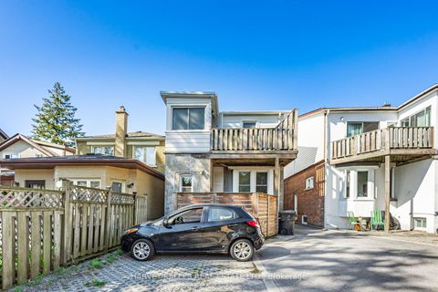 Photo 31 at 121 Blantyre Avenue, Cliffside, Toronto
