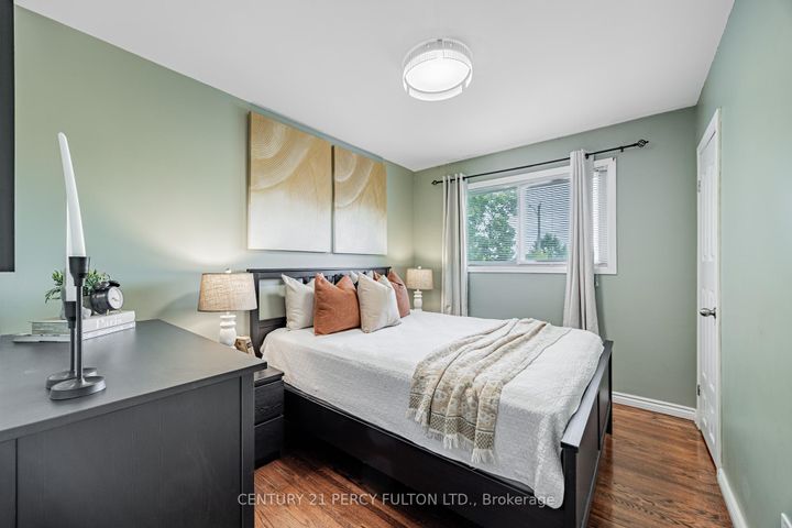 Photo 14 at 904 Somerville Street, Centennial, Oshawa