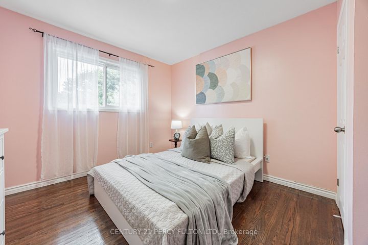 Photo 20 at 904 Somerville Street, Centennial, Oshawa
