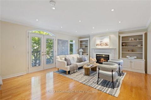 Photo 13 at 126 Brant Street, CO Central, Oakville
