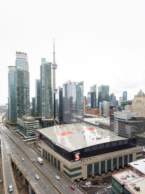 Photo 2 at 2605 - 18 Harbour Street, Waterfront Communities C1, Toronto