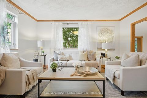 Photo 5 at 6 Enfield Avenue, Alderwood, Toronto