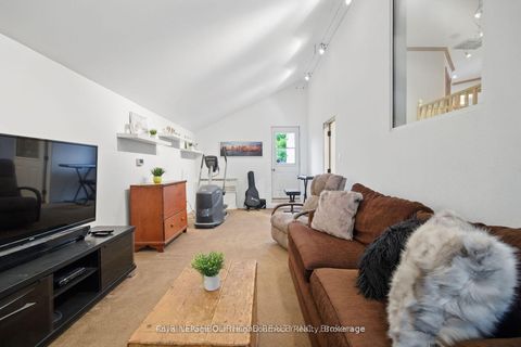 Photo 23 at 6 Enfield Avenue, Alderwood, Toronto