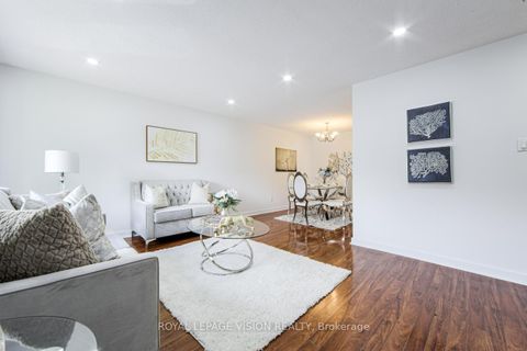 Photo 7 at 127 Freshmeadow Drive, Hillcrest Village, Toronto