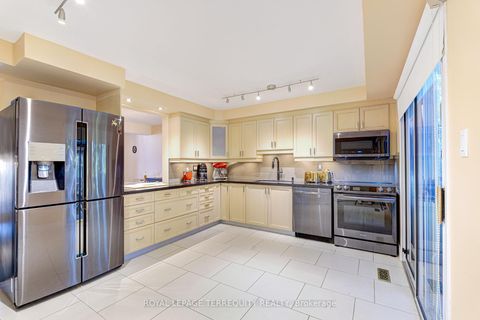 Photo 16 at 76 English Ivy Way, Steeles, Toronto