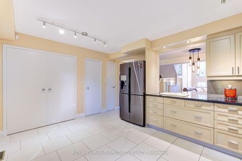 Photo 19 at 76 English Ivy Way, Steeles, Toronto