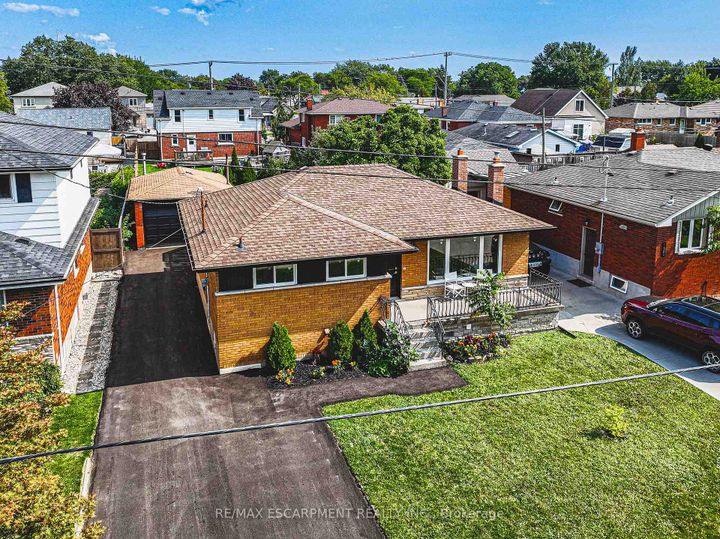 Photo 4 at 131 Welbourn Drive, Balfour, Hamilton