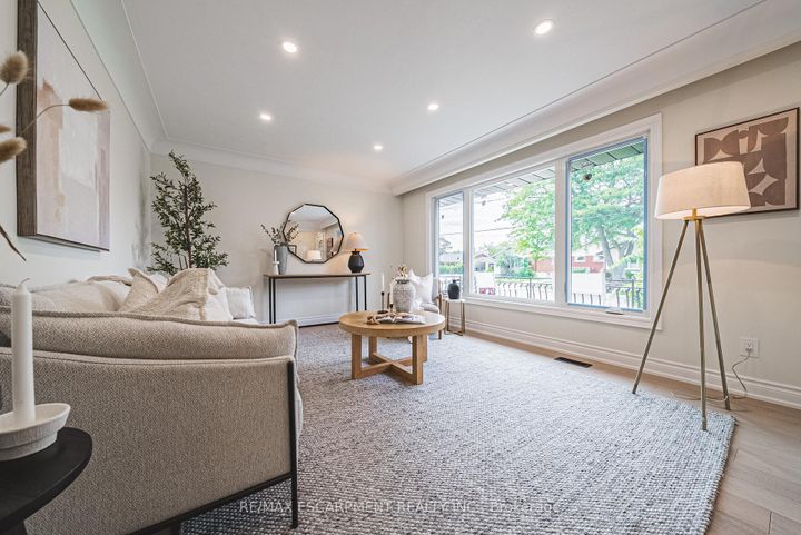 Photo 5 at 131 Welbourn Drive, Balfour, Hamilton
