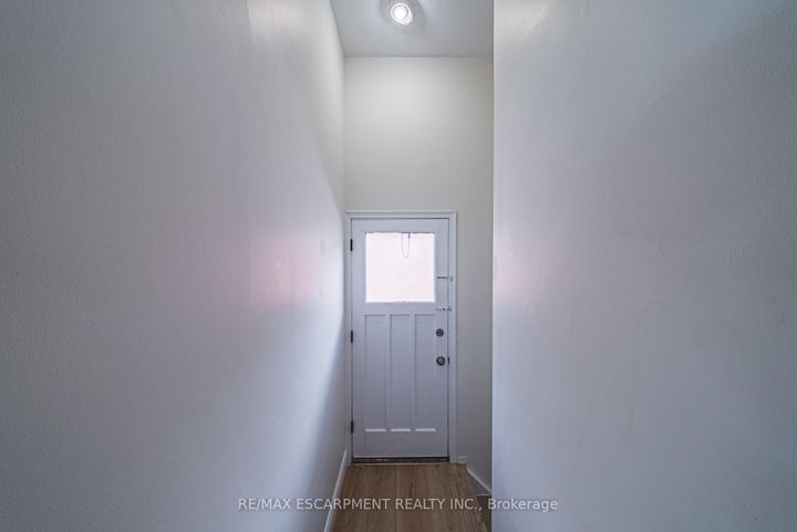 Photo 21 at 131 Welbourn Drive, Balfour, Hamilton