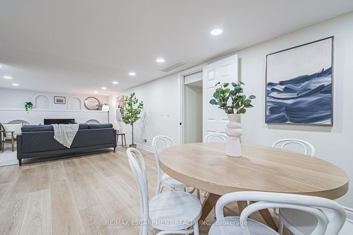 Photo 24 at 131 Welbourn Drive, Balfour, Hamilton
