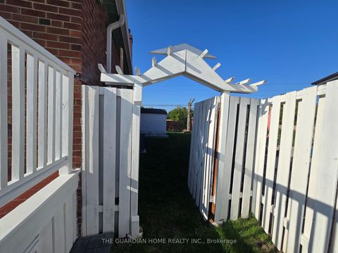 Photo 18 at 15 Princemere Crescent, Maryvale, Toronto