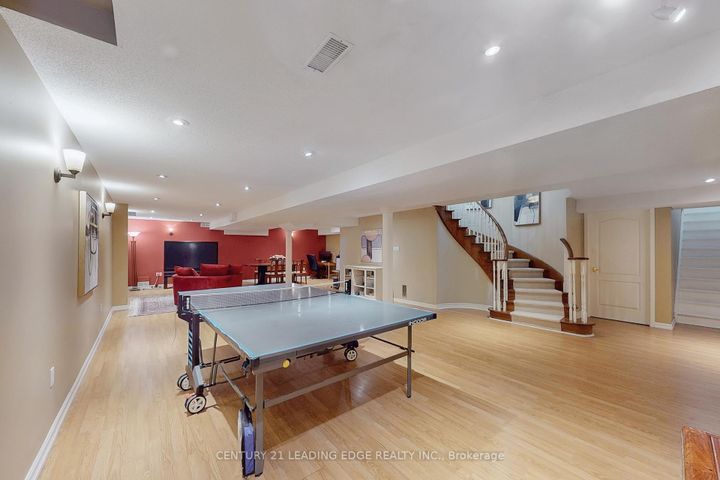 Photo 41 at 10 MACRILL Road, Cachet, Markham
