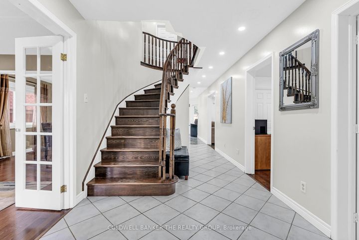 Photo 7 at 20 Halldorson Trail, Fletcher's Creek South, Brampton