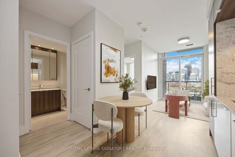 Photo 4 at G PH 29 - 1 Edgewater Drive, Waterfront Communities C8, Toronto