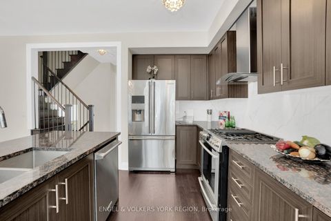 Photo 9 at 29 Nardini Lane N, South Richvale, Richmond Hill