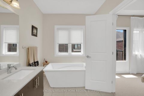 Photo 29 at 29 Nardini Lane N, South Richvale, Richmond Hill