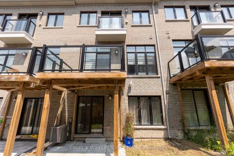 Photo 39 at 29 Nardini Lane N, South Richvale, Richmond Hill