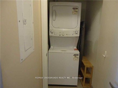 Photo 16 at 414 - 17 Kenaston Gardens, Bayview Village, Toronto