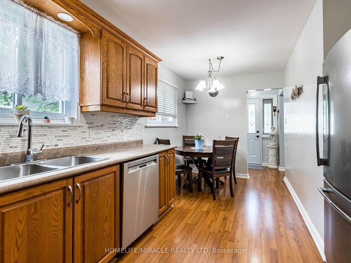Photo 16 at 64 Geneva Crescent, Northgate, Brampton