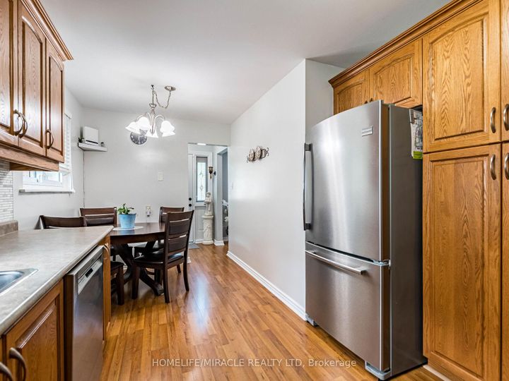 Photo 17 at 64 Geneva Crescent, Northgate, Brampton