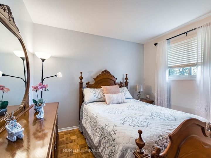 Photo 24 at 64 Geneva Crescent, Northgate, Brampton