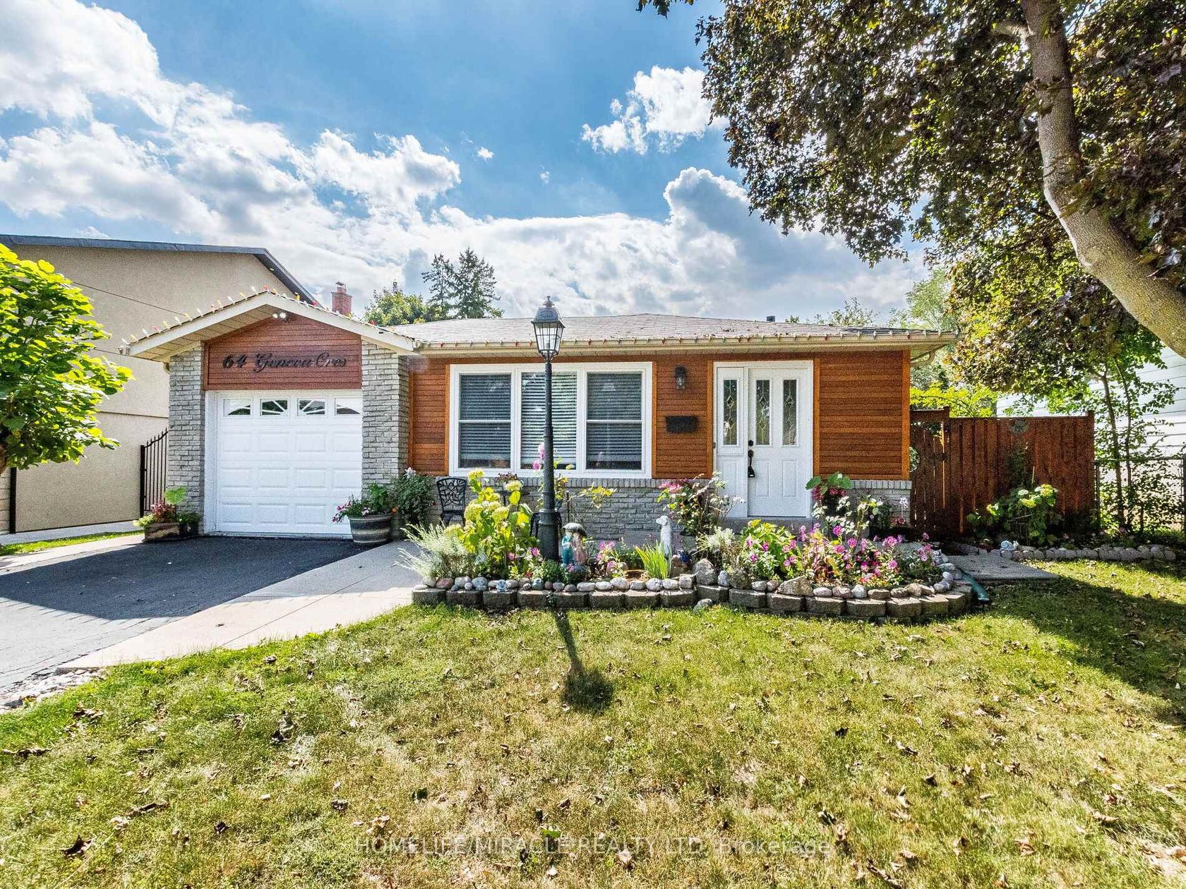 64 Geneva Crescent, Northgate, Brampton 2