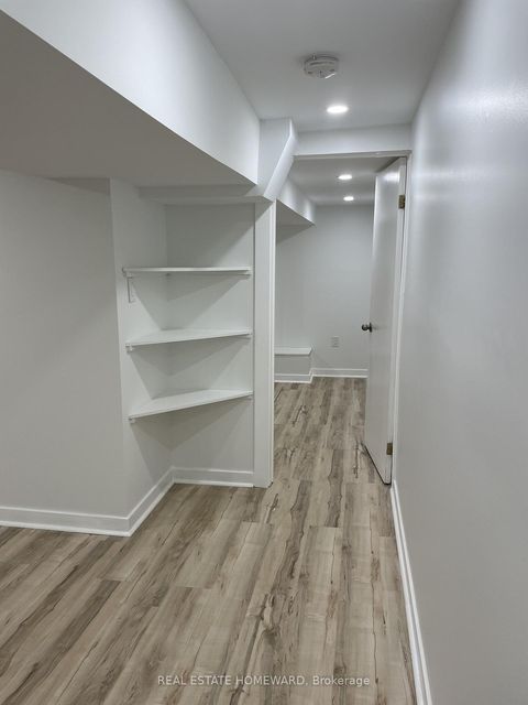 Photo 6 at 1191 Woodbine Avenue, Lumsden, Toronto