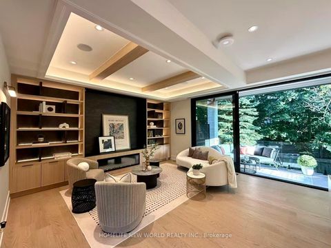 Photo 2 at 30 Orchard Crescent, Queensway, Toronto