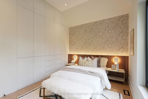 Photo 12 at 30 Orchard Crescent, Queensway, Toronto