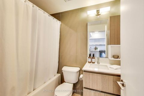 Photo 13 at 605 - 30 Baseball Place, South Riverdale, Toronto