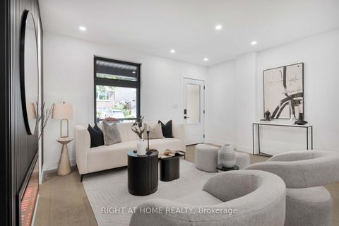 Photo 7 at 324 Lee Avenue, The Beaches, Toronto