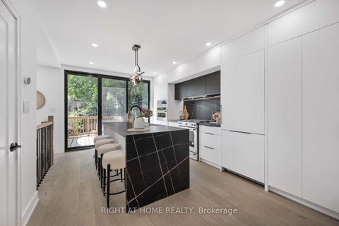 Photo 19 at 324 Lee Avenue, The Beaches, Toronto