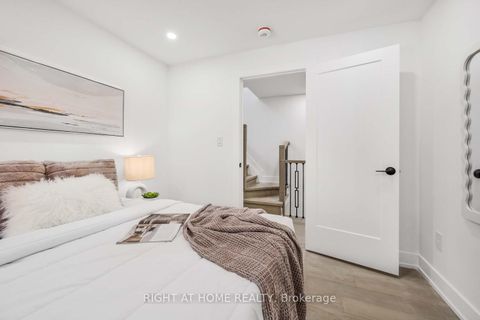 Photo 26 at 324 Lee Avenue, The Beaches, Toronto
