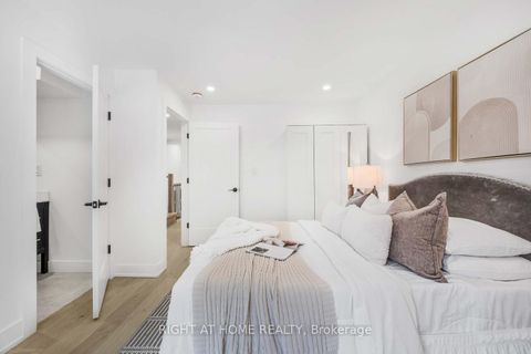 Photo 31 at 324 Lee Avenue, The Beaches, Toronto