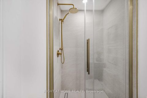 Photo 33 at 324 Lee Avenue, The Beaches, Toronto