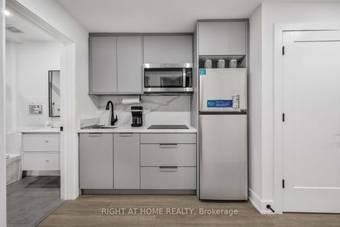 Photo 41 at 324 Lee Avenue, The Beaches, Toronto