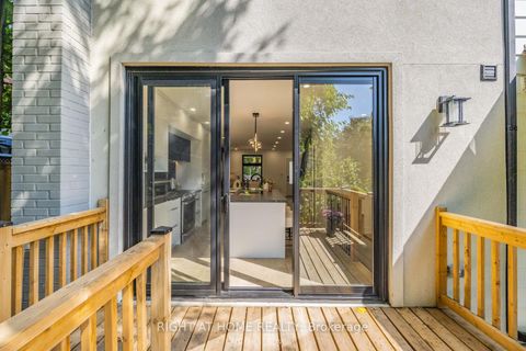 Photo 46 at 324 Lee Avenue, The Beaches, Toronto