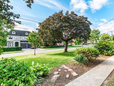 Photo 4 at 150 Codsell Avenue, Bathurst Manor, Toronto