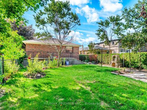 Photo 34 at 150 Codsell Avenue, Bathurst Manor, Toronto