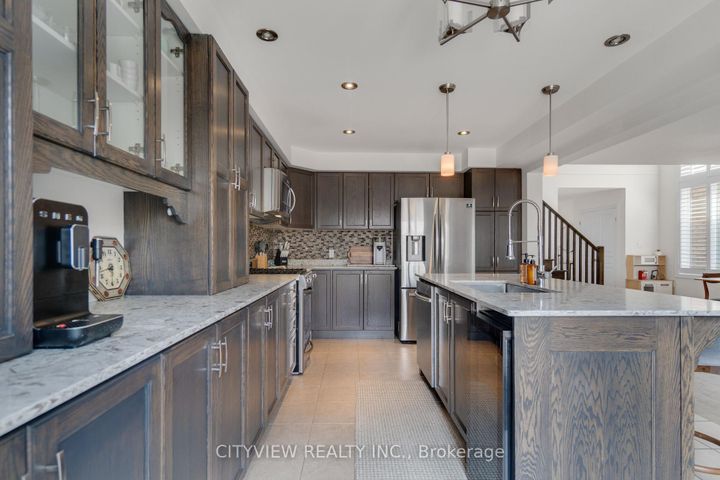 Photo 6 at 41 Bellagio Avenue, Stoney Creek Mountain, Hamilton