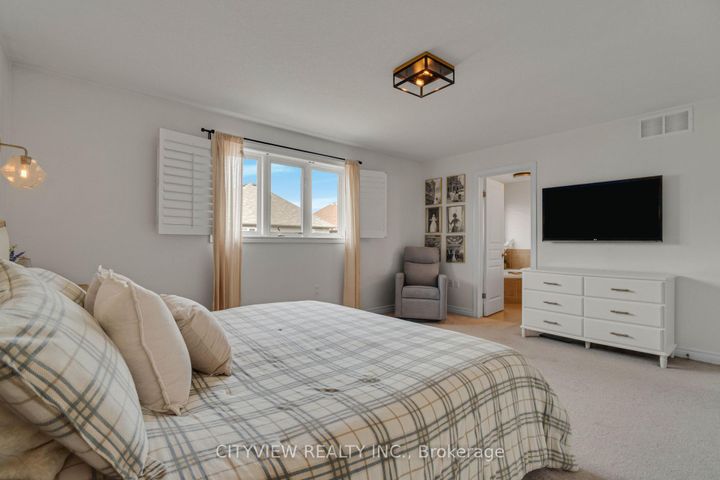 Photo 8 at 41 Bellagio Avenue, Stoney Creek Mountain, Hamilton