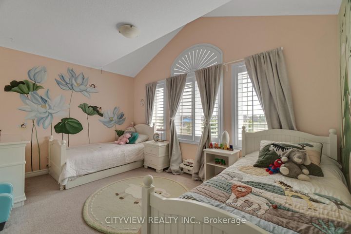 Photo 13 at 41 Bellagio Avenue, Stoney Creek Mountain, Hamilton