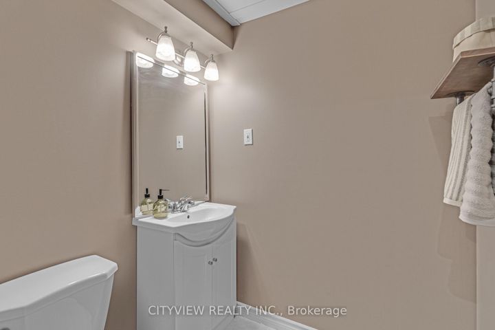 Photo 21 at 41 Bellagio Avenue, Stoney Creek Mountain, Hamilton