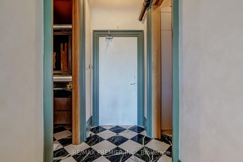 Photo 2 at 501 - 781 King Street W, Niagara, Toronto